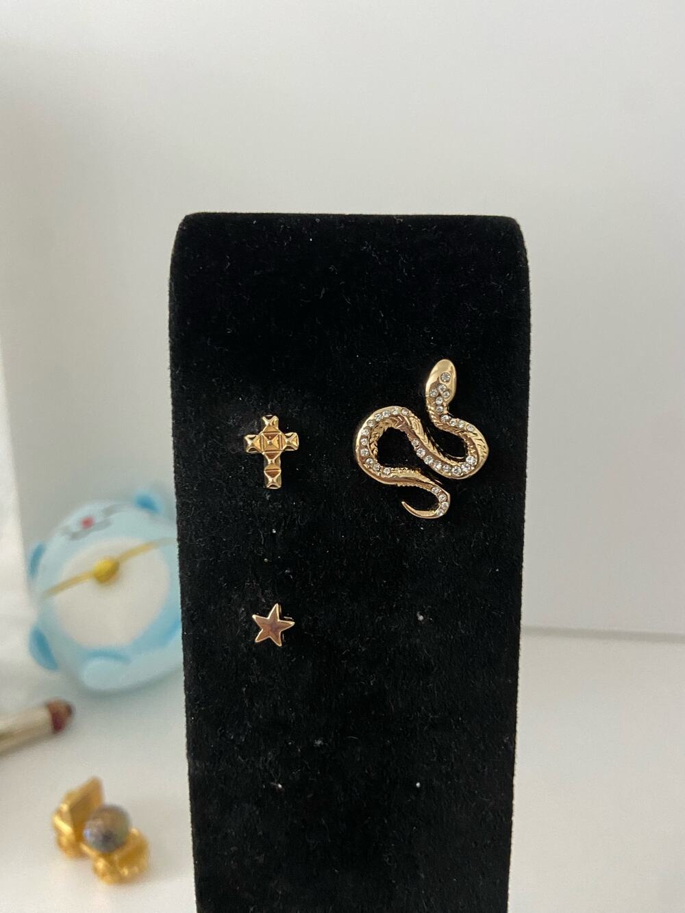 Snake earrings